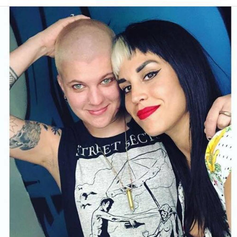 Meet your Posher, Mia